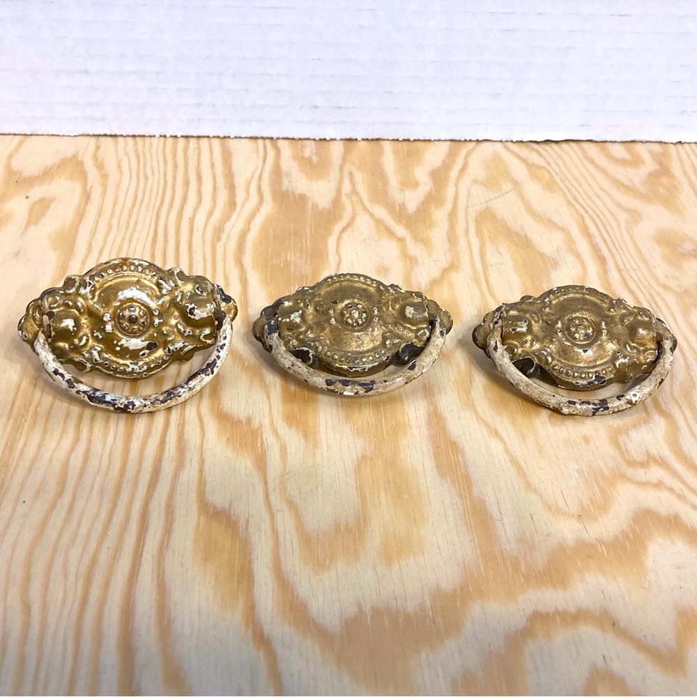 Set of 3 vintage drawer pulls